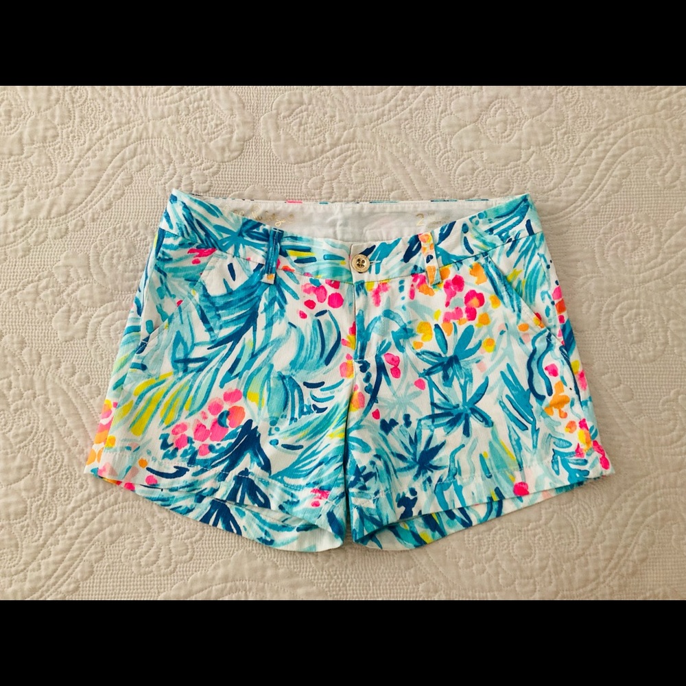 Lilly Pulitzer Callahan Shorts - Picture 4 of 8